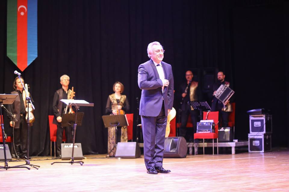 26174894 10155843734503211 1247972232 n