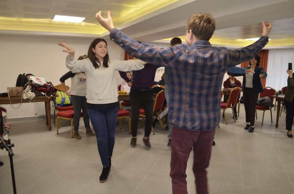 44490724 1863540377096941 8158343816735096832 n