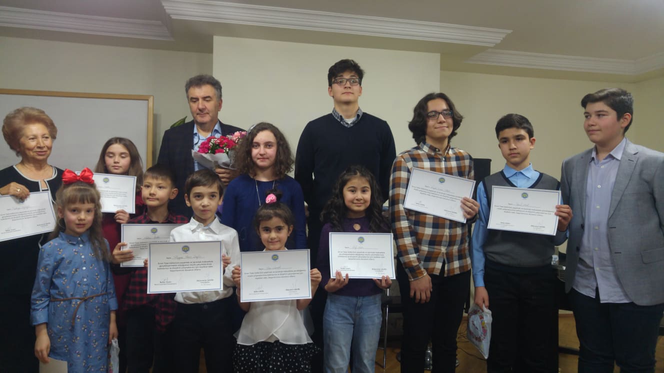 81788845 596896907770335 1171984725540077568 n