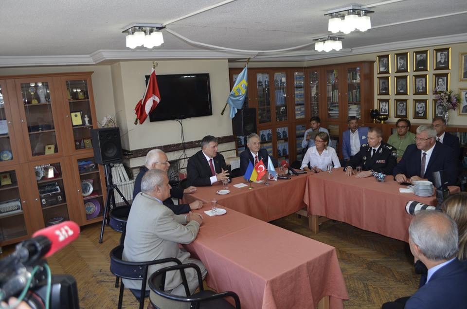 40685080 1805177616266551 3131711296920092672 n