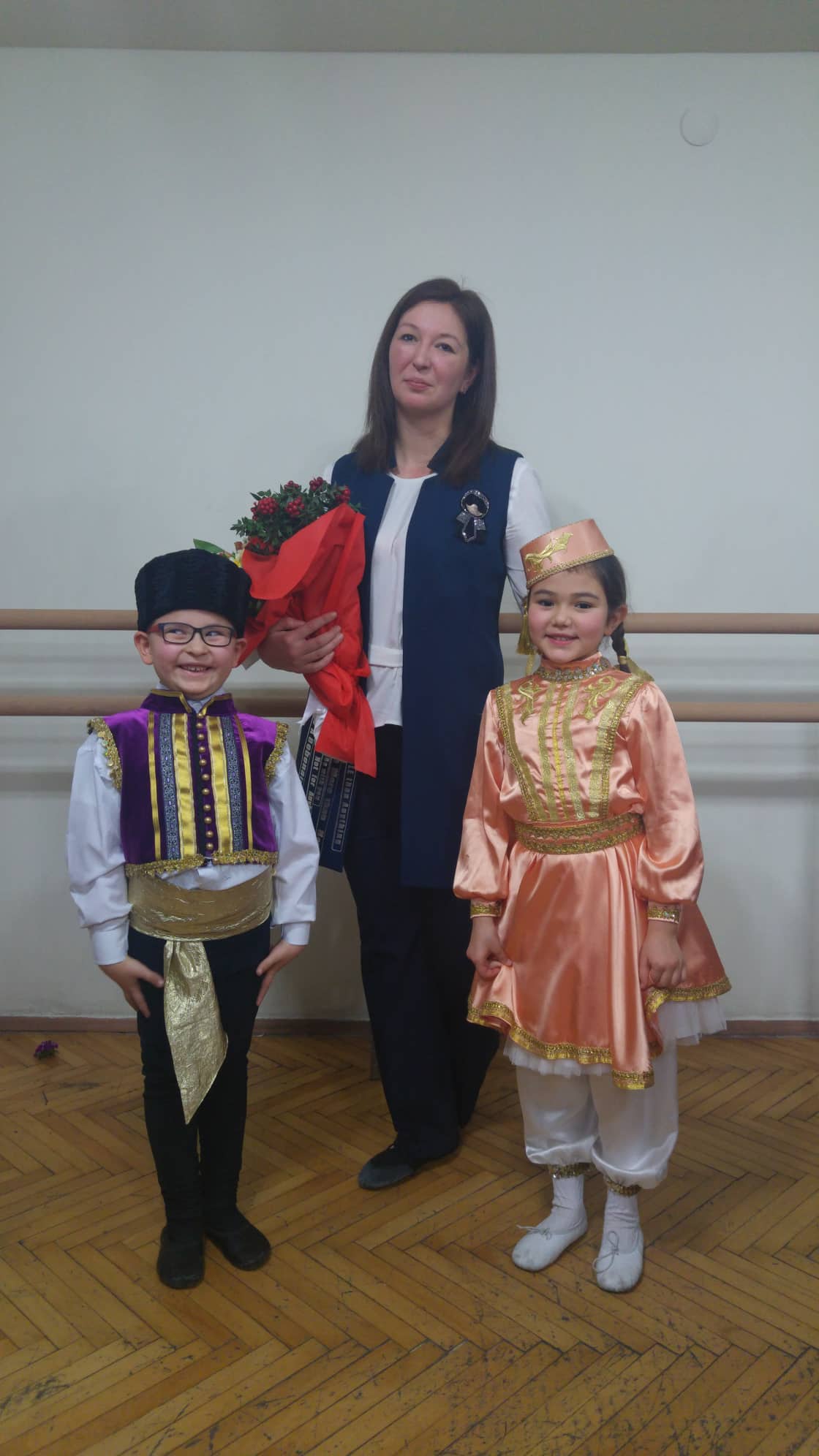 48392548 347464446075126 347324423155482624 n