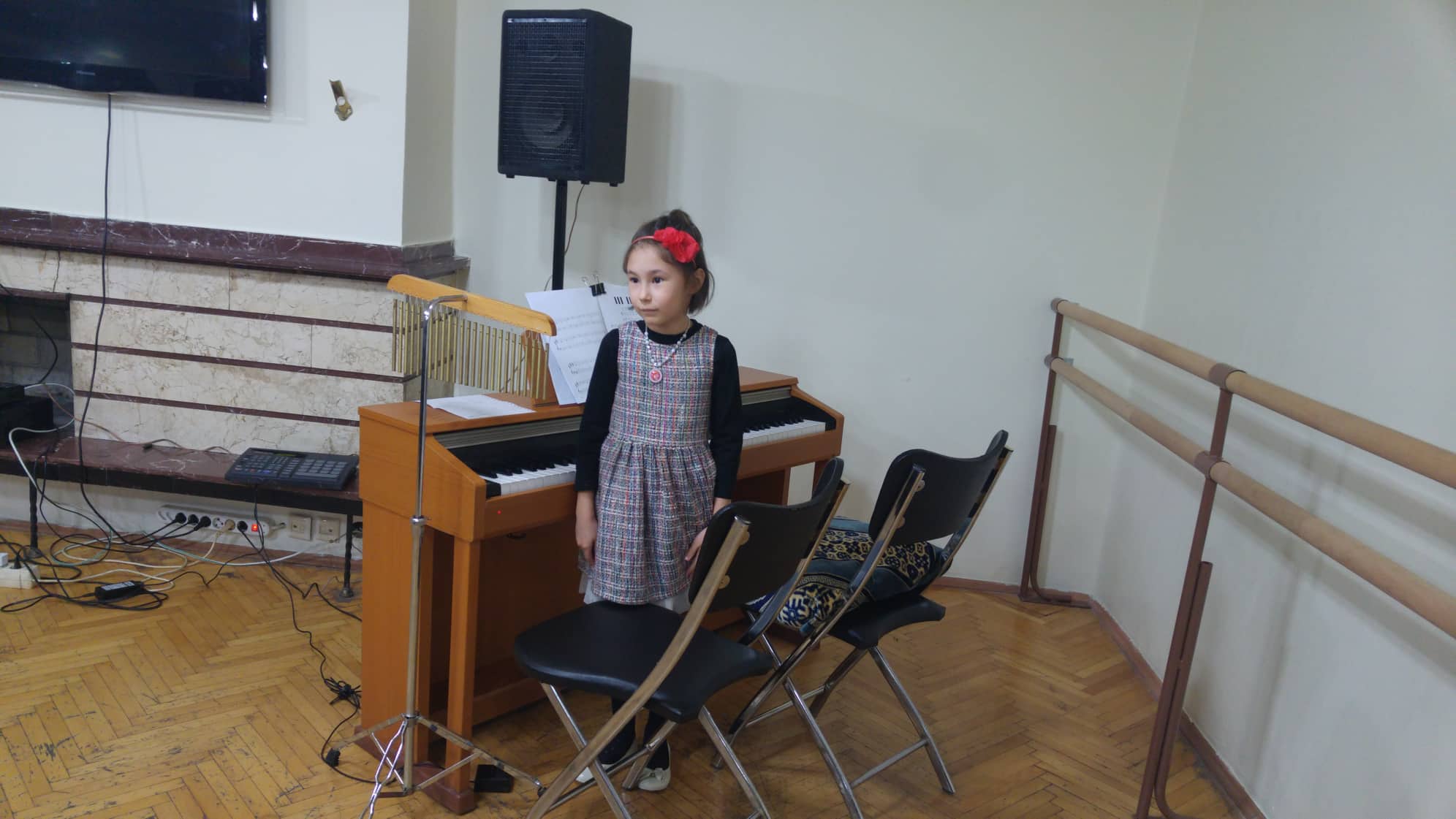 48425097 328400641336781 2048350751926779904 n