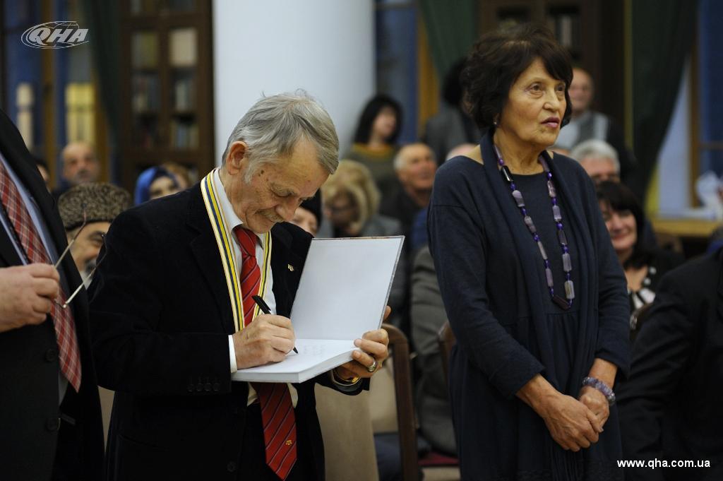 dc49fdeb0b10c8d89e69b561d267adf6 m