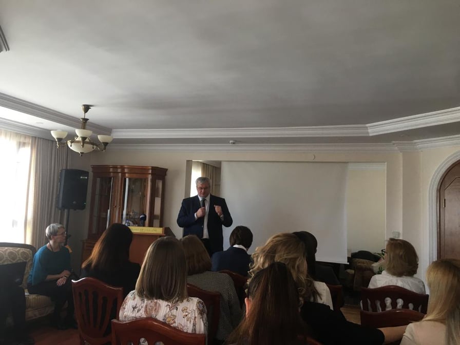 88056874 857410631386496 809943158858186752 n